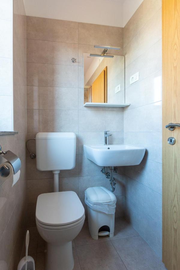 Apartments And Rooms Jeselnik Πορτορόζ Εξωτερικό φωτογραφία